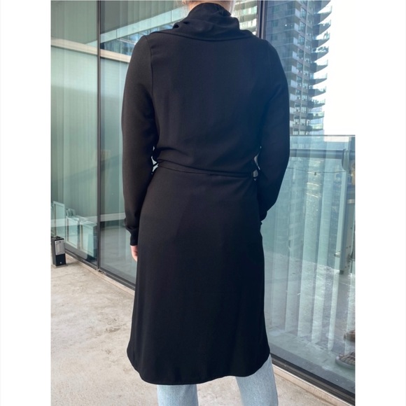 Long Black Thin Blazer, size XS - Picture 3 of 3